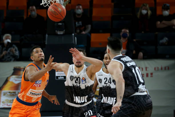 而应对挑战 而应对挑战